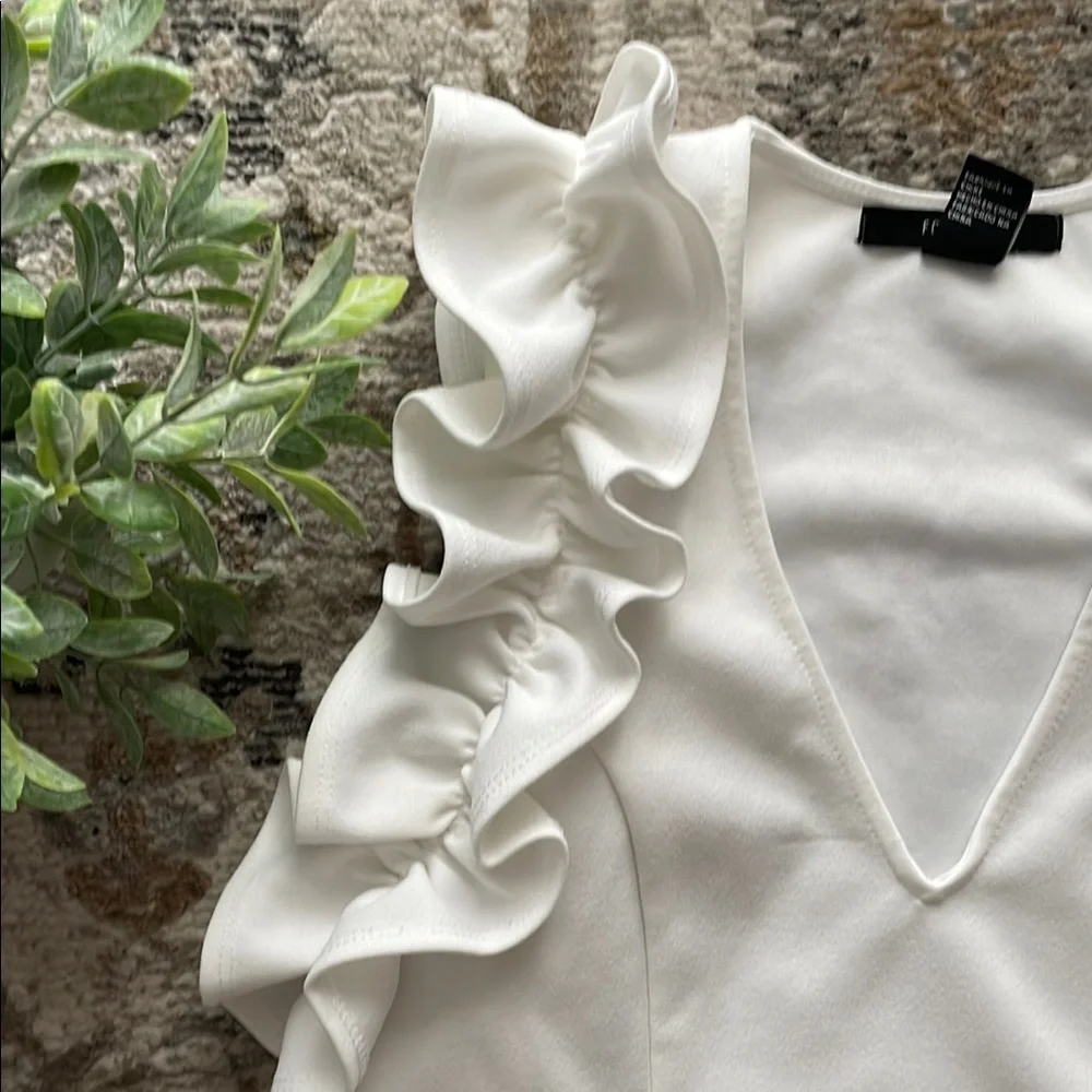 Forever 21 White Ruffled Bodysuit Top - Picture 3 of 4